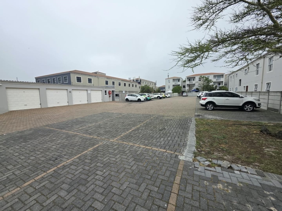 2 Bedroom Property for Sale in Parklands Western Cape